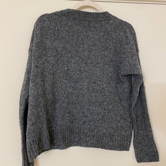 Brandy Melville Mock Neck Grey Turtleneck Sweater - Picture 4 of 4